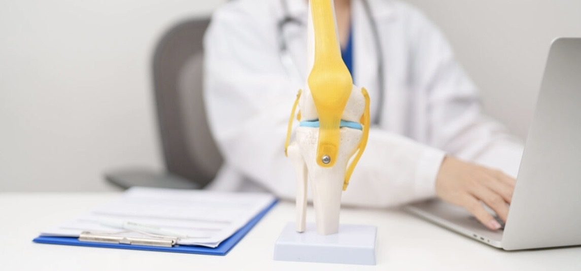 Tendinitis y bursitis de rodilla, Dr. Ortola, traumatólogo en Calpe
